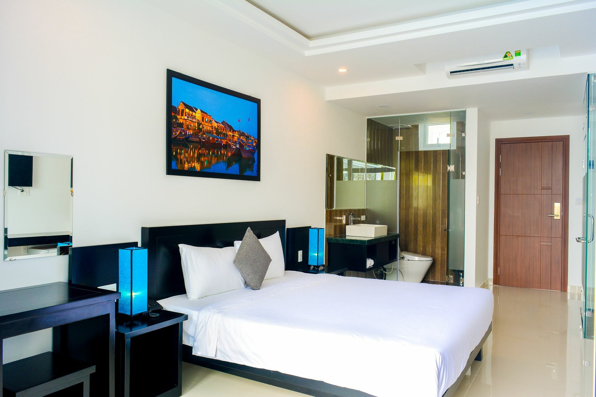 Riverside White House Hotel Hoi An Exterior photo
