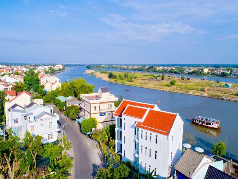 Riverside White House Hotel Hoi An Exterior photo